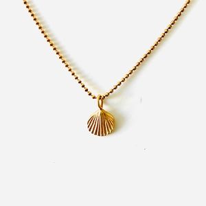 Shell Necklace Catherine Weitzman Rose Gold Vermeil
